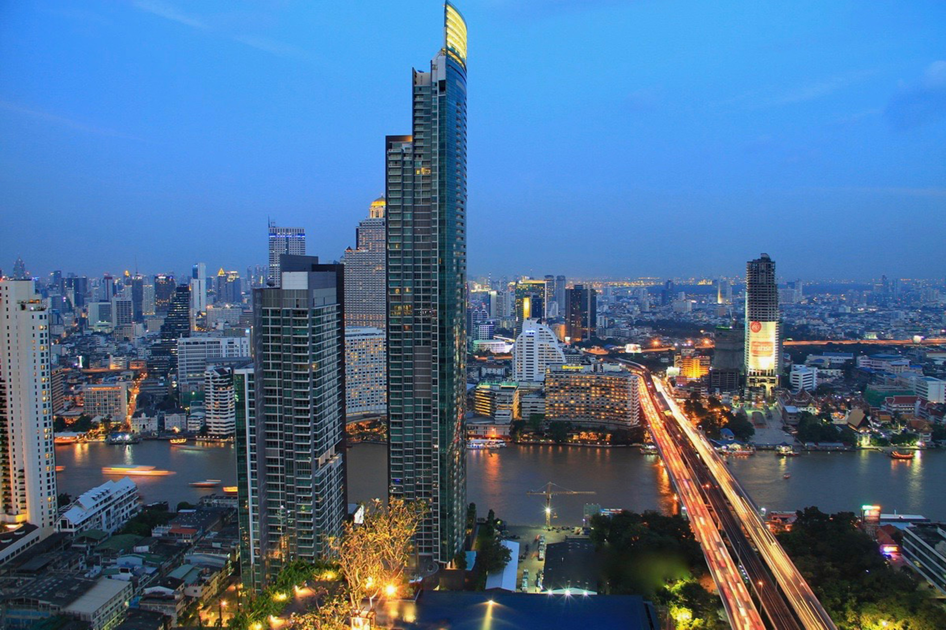 The River Condominium, Bangkok